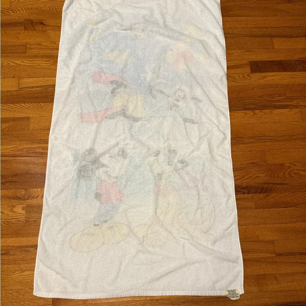 90s Disney Scuba Diving Towel Beach collectible Disneyland goofy Mickey Mouse